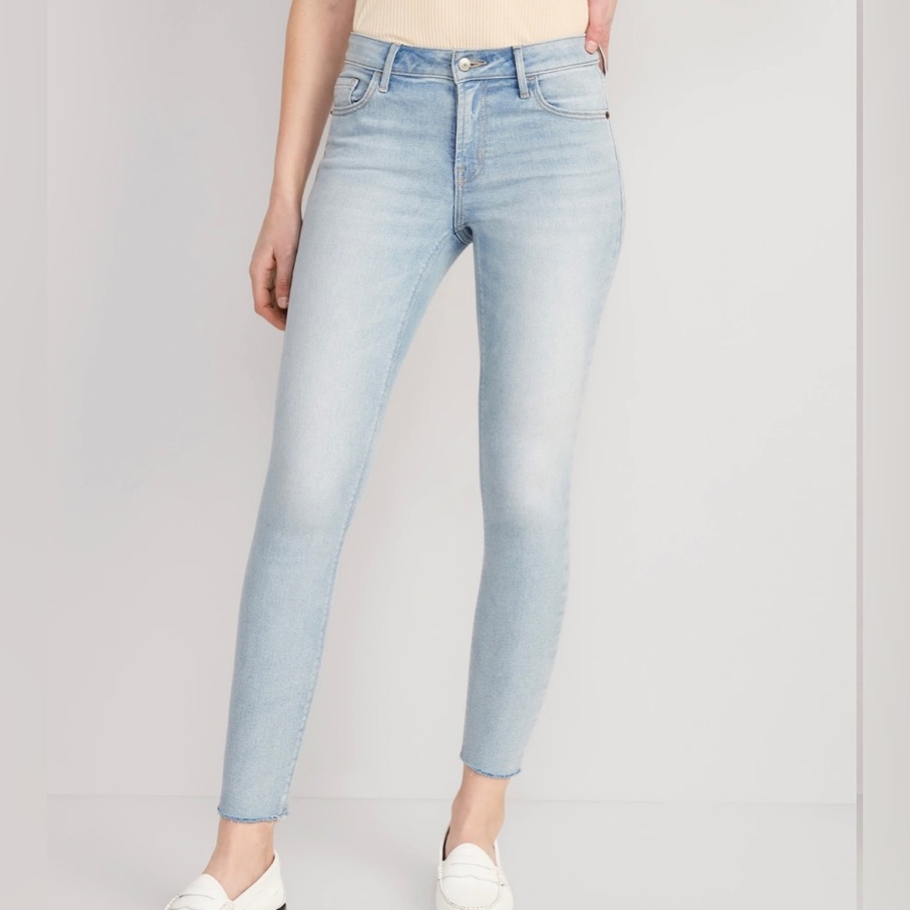Old Navy Super Skinny Light Wash
